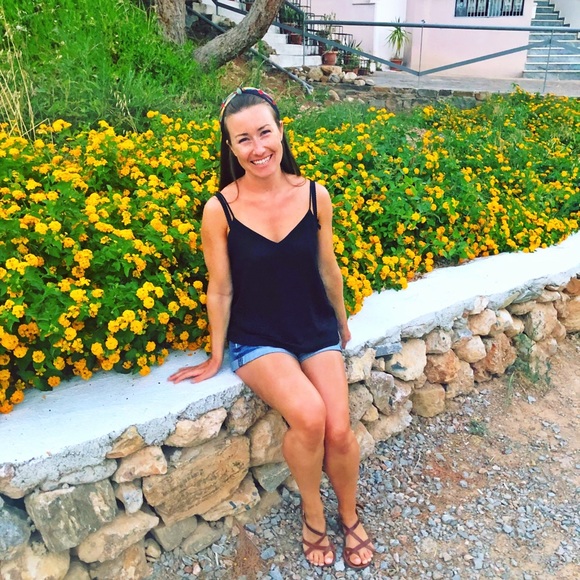 Meet your Posher, Emily - Picture 5 of 12